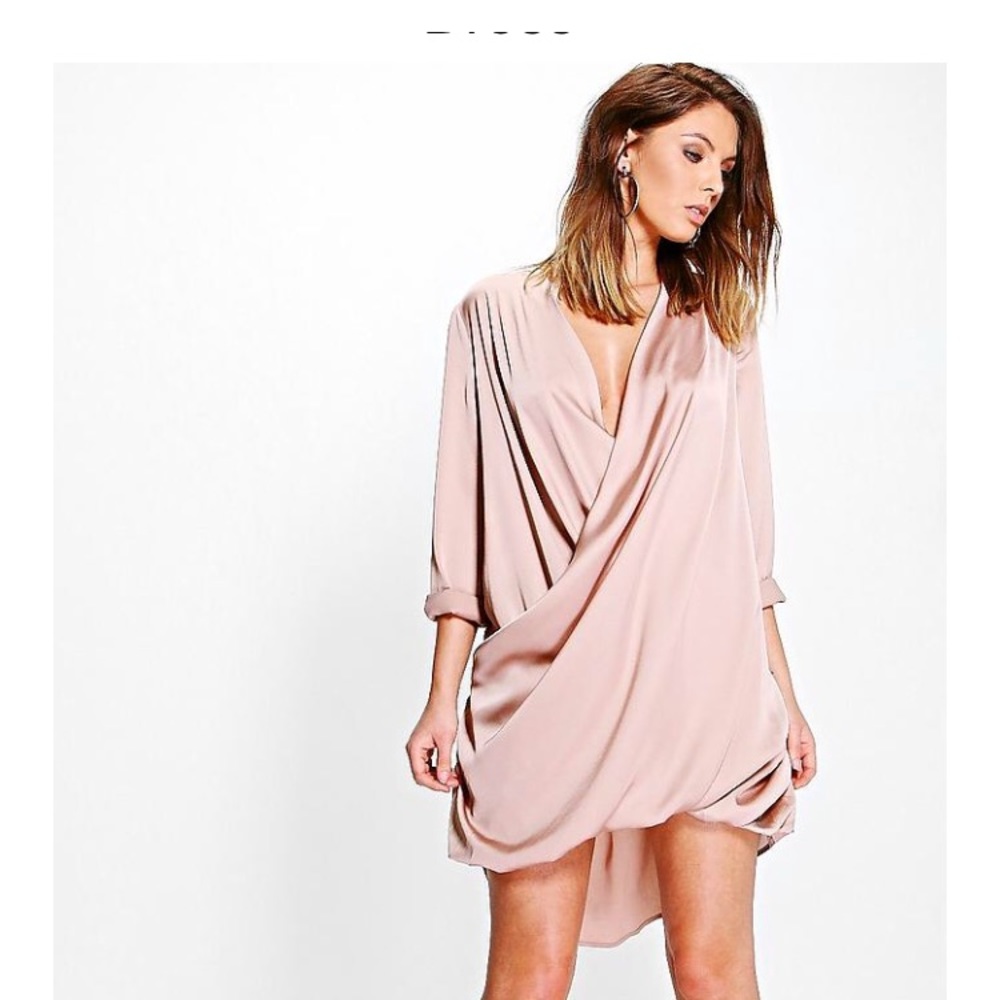 🌸SOLD 🌸Wrap Front Shift Dress